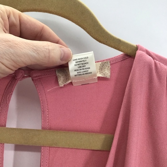 Altar’d State Women’s Belted Romper L/S Pink Salmon Casual Spring NWT Size L - Picture 9 of 9